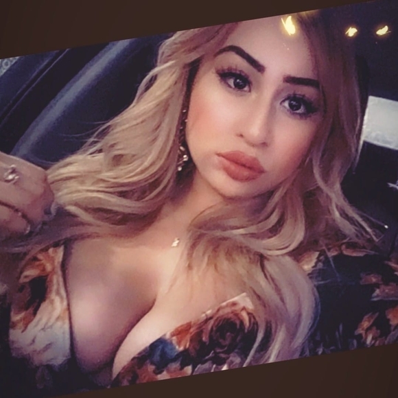 Meet your Posher, Michelle - Picture 1 of 1